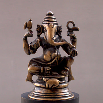 GANPATI DECOR ACCENT