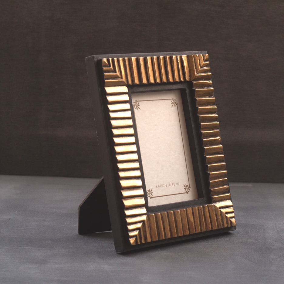 ERAYA PHOTO FRAME - 7" X 5"