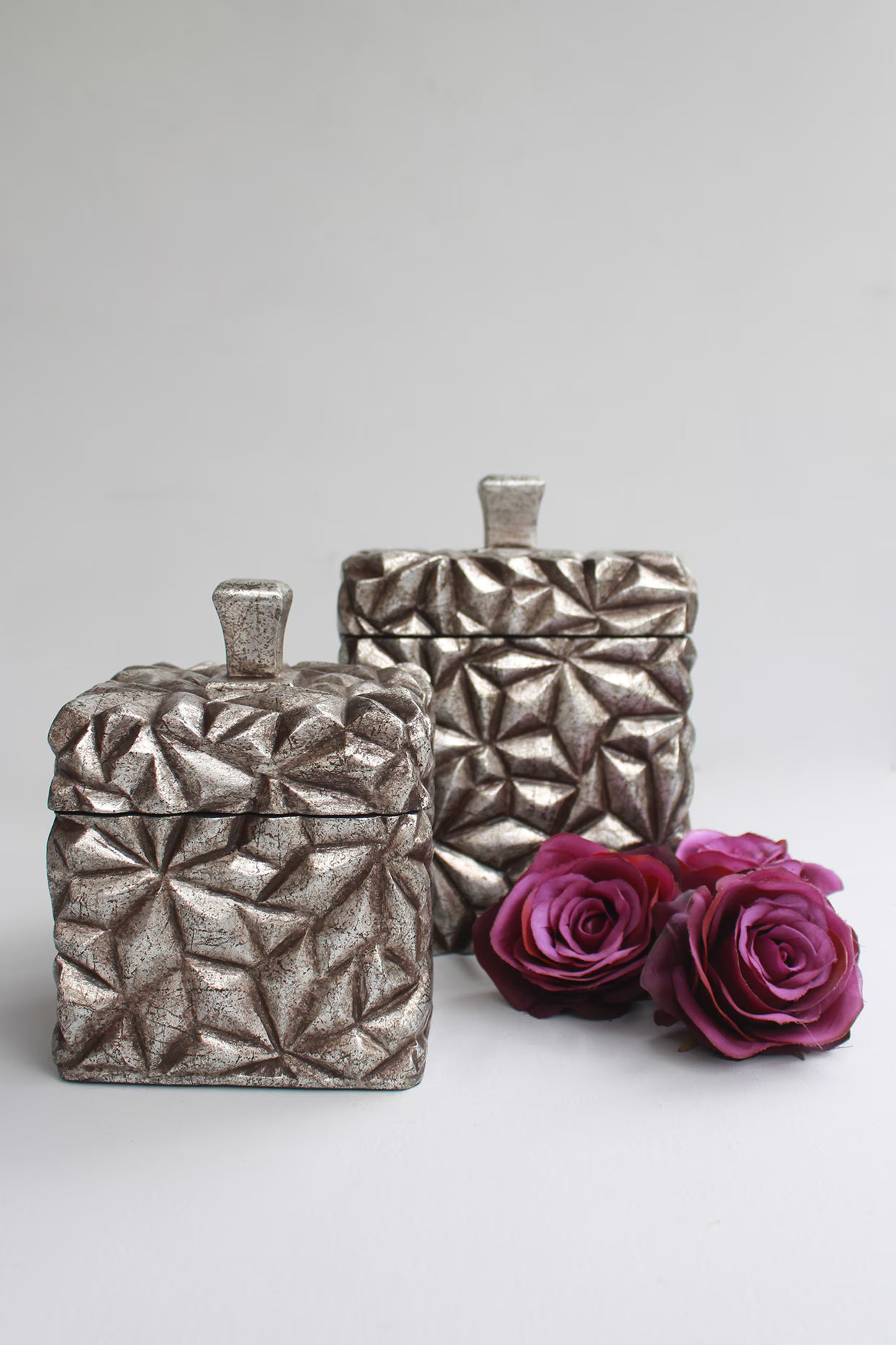 MAHIRA BOX RUST SILVER