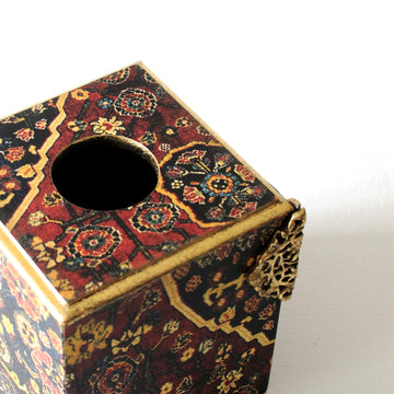TAHA TISSUE BOX